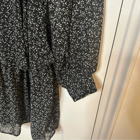 LULU’S Tell You I Love You Black White Floral Twist Long Sleeve Mini Dress XS - Picture 7 of 9